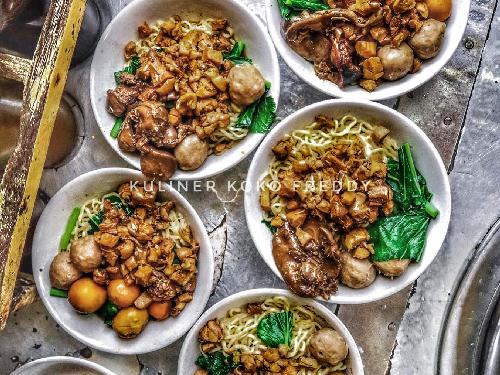 Mie Ayam Bakso Sari Rasa Pak Rudi, Fatmawati