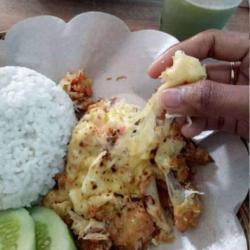 Ayam Geprek Mozzarella