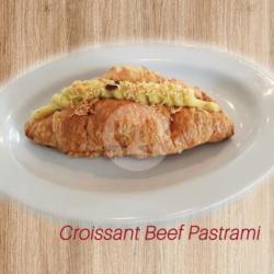 Croissant Beef Pastrami