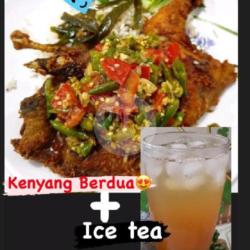 1 Porsi Nasi Bebek Pecak , 1 Porsi Nasi Ayam Pecak   2 Ice Tea