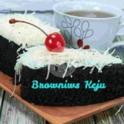 Royal Cake Brownies Keju