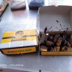 Pisang Coklat Blueberry