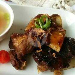 Sop Iga Sapi Bakar