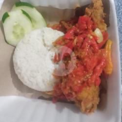 Nasi Ayam Geprek Pedes Kali