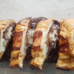 Roti John Panjang 42 Cm Coklat Keju