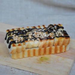 Roti Bakar Glaze Coklat Kacang