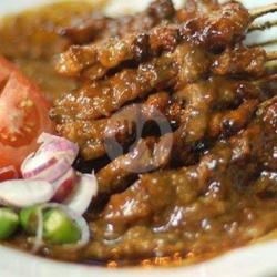 10 Tusuk Sate Kambing Campur Lemak Bumbu Kacang