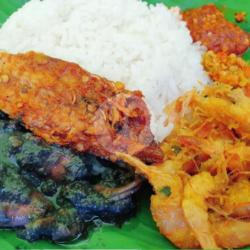 Nasi Cumi Campur Sitimewah East England