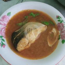 Pindang Patin Badan   1 Cup Teh Tawar Hangat