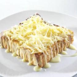 Roti Bakar Strowberi Keju