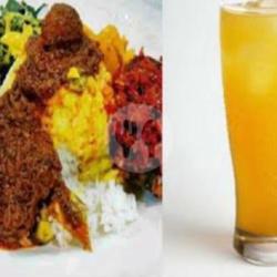 Paket Nasi Ayam Lado Merah   Es Nutrisari Jeruk