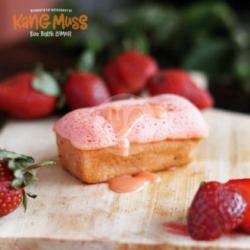 Kue Balok Strawberry Isi 10