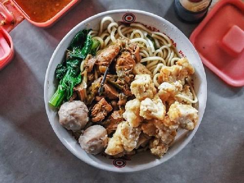 MIE AYAM BAKSO SIMPANG 3