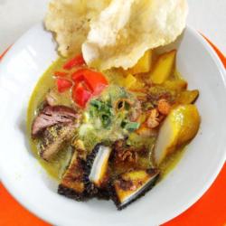 Soto Paru Kuah Soto Khas Betawi