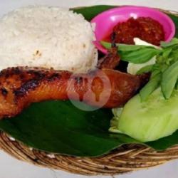 Kepala Ayan Bakar  Nasi   Lalapan Sambel