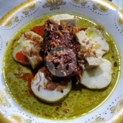 Lontong Lauk Ikan Tongkol