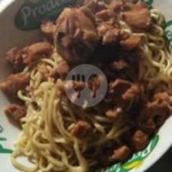 Mie Yamien Bakso Pangsit Rebus Dan Kripik Pangsit Goreng 1