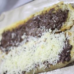 Roti John Coklat   Keju Pendek