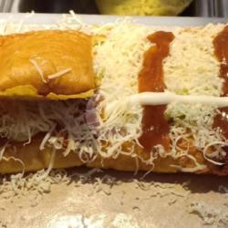 Roti John Sapi Keju