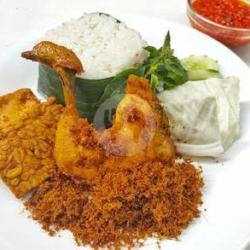 Paket Komplit Ayam Paha Serundeng