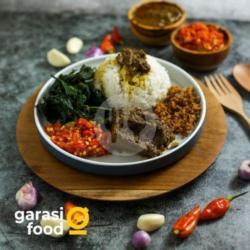 Nasi Padang Rendang