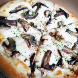 Mushroom Alfredo Pizza