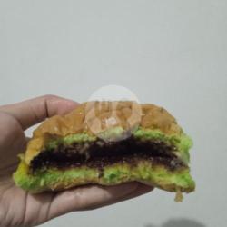 Roti Kukus Cokelat