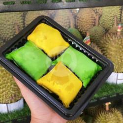 Pancake Durian Isi 4