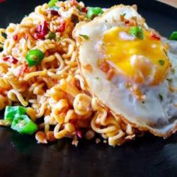 Mie Telur Goreng