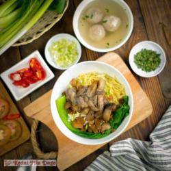 Mie /bihun Ayam Jamur Spesial Bakso Ikan/ Pangsit Kuah