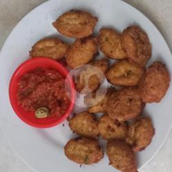 Pergedel Tahu Pluss Kerupuk Udang