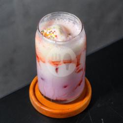 Strawberry Frappe