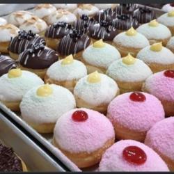 Donat 4rasa, Strowberi, Crem Keju, Coklat, Vanila Almond, Isi 6