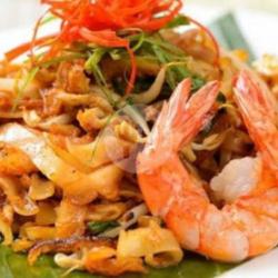 Kwetiaw Goreng Udang Ati Ampela