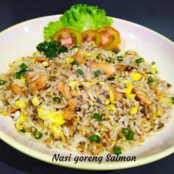 Nasi Goreng Salmon