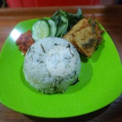 Nasi Daun Jeruk