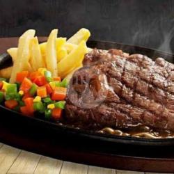 Steak Beef Sirloin Blackpaper