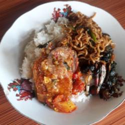 Nasi Campur Ayam Rica Rica