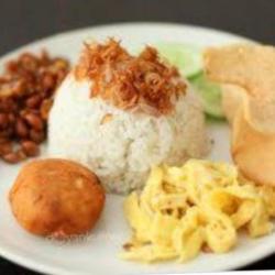 Nasi Sayur Pake Telur Sambal