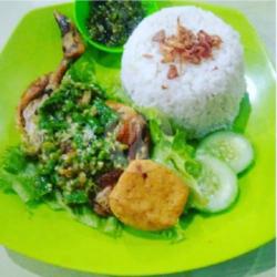 Paket Ayam Penyet Paha Sambal Hijau