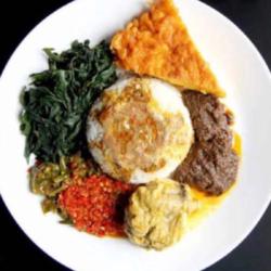 Nasi Dadar Telor Komplit