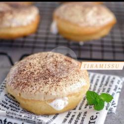 Bomboloni Tiramisu