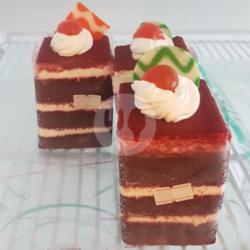 Redvelvet Slice