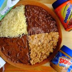 Pizza 4 Klasik(std):keju  Nutella Ovomaltine Skippy