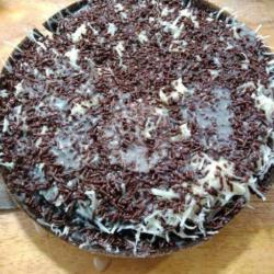 Coklat Kacang Wijen Black Forest Biasa