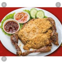 1 Ekor Ayam Kampung Goreng Kremes