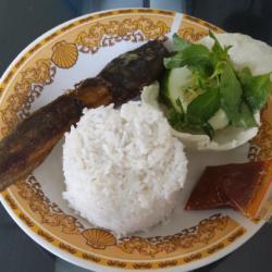 Paket Lalapan Ikan Lele Goreng