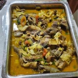 Tongseng Kaki Kambing