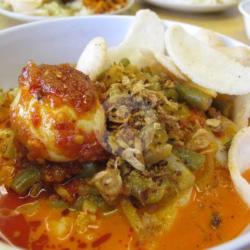 Lontong Sayur Opor Ayam Telor