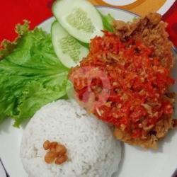 Ayam Geprek Sultan .nasi.minum